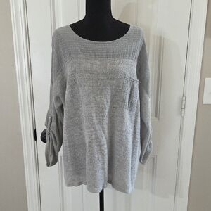 Elegant Gray Women's Crew Neck Sweater